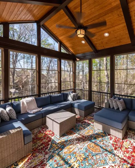 Back Patio Sunroom, Rustic 3 Season Room Ideas, Ideas For Sunroom Decorating, Deck To Sunroom, Sunroom Interior Design, Gable Sunroom, Exterior Sunroom, Rustic Sunroom Ideas, Enclosed Sunroom Ideas