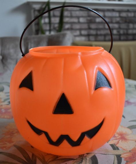 Another one I used to have. 80s Halloween, Pumpkin Pail, Treat Bucket, Pumpkin Bucket, Vintage Pumpkin, Tissue Box Holder, Trick Or Treating, Blow Molding, Plastic Molds