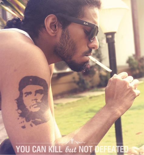 Che Guevara Tattoo, Mike Tyson Tattoo, Che Guevara Images, Hammer And Sickle, Buddha Tattoos, Boxing Champions, Large Tattoos, Mike Tyson, Club Shirts