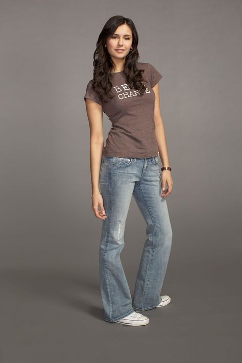 Elena Gilbert Style, Nina Dobrev Style, Jeans And Converse, Elena Gilbert, Nina Dobrev, 가을 패션, 2000s Fashion, Cute Casual Outfits, Classy Outfits