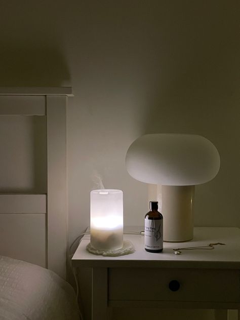 Mushroom Lamp Nightstand, Bed Room Lamps, Mushroom Lamp Ikea, Mushroom Lamp Aesthetic, Night Lamp Aesthetic, Ikea Mushroom Lamp, Aesop Aesthetic, Reset Life, Minimalistic Lamp