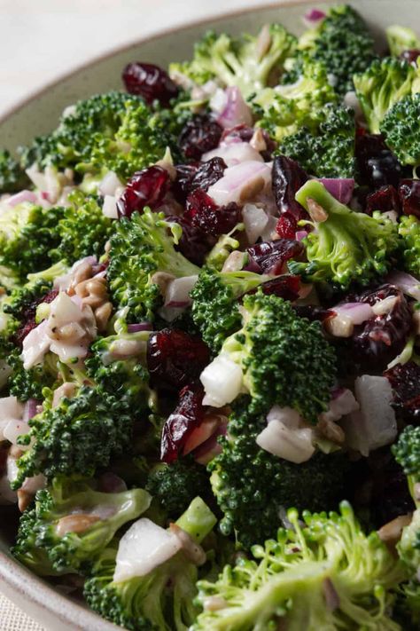 Sweet and Crunchy Broccoli Salad - Mandi of the Mountains Broccoli Cranberry Salad, Sweet Broccoli, Crunchy Broccoli Salad, Crunchy Broccoli, Broccoli Salad Recipe, Creamy Dressing, Side Dishes Recipes, Summer Recipe, Fresh Broccoli