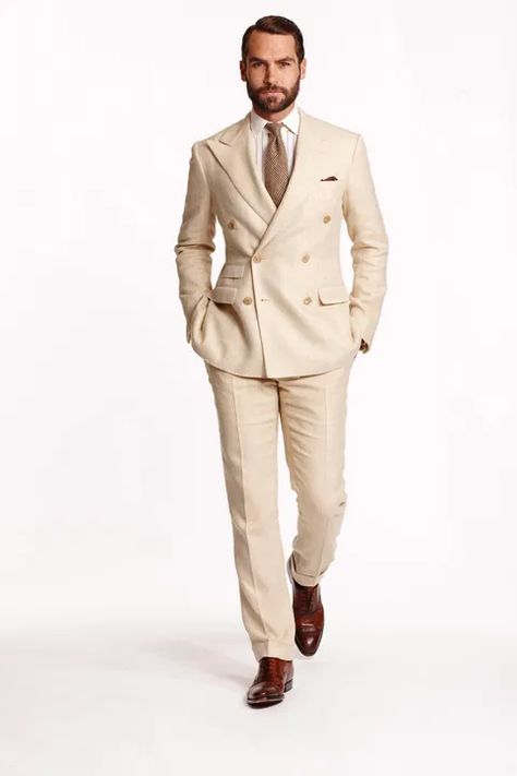 Ralph Lauren Spring 2015, Classy Menswear, Stil Masculin, Vintage Groom, Gentlemen Wear, A Man In A Suit, Man In A Suit, Beige Suits, Suit Tie