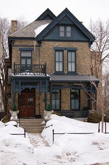 Grunge Houses Exterior, Red Brick Victorian House, Victorian Log Cabin, Canada Homes, Canada House Design, Canada Houses, House In London, Modern Victorian Exterior, Modern Victorian Farmhouse