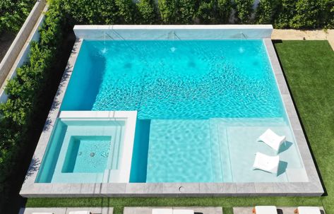 Beach Entry Pool, Dream Backyard Pool, Work Project, Palm Springs California, Backyard Pool Designs, Swimming Pools Backyard, Up House, Small Pool, Pool Time