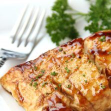 Balsamic Glazed Halibut - A flavorful brown sugar and balsamic glaze coats this light and flaky fish. Halibut Recipes Baked, Halibut Recipe, Grilled Halibut, Halibut Recipes, How To Cook Fish, Fish Dinner, Balsamic Glaze, Fish Dishes, Seafood Dishes