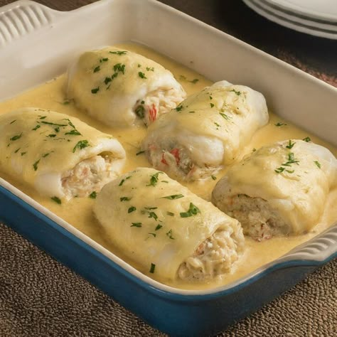 Crab Stuffed White Fish, Crab Stuffed Sole Recipes, Stuffed Tilapia Recipes Crab, Stuffed Sole With Crab Meat, Crab Stuffed Red Snapper Recipes, Crab Stuffed Fish Recipes, Crab Stuffed Haddock, Stuffed Sole Fish Recipes, Stuffed Fish With Crabmeat