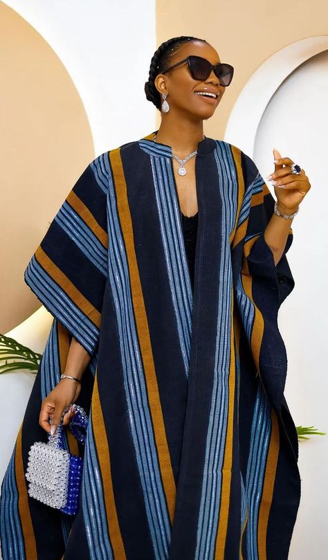 Shuku Styles, Outfits For Dubai, Casual Ankara Styles, Adire Styles For Ladies, Mali Fashion, African Outfits For Women, Adire Styles, Kaftan Design, Ankara Dress Designs