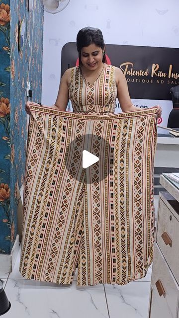 19M views · 849K likes | Talented Ritu Insan on Instagram: "😍😍......" New Kurti Pattern, Kurtis Patterns, Clothes Shop Design, Plazo Designs, Kurti Suit, Anarkali Designs, Cotton Dress Pattern, Trousers Pattern, Stylish Kurtis Design