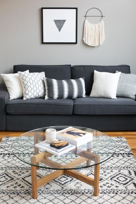 Our 35 Best Gray Living Room Ideas of All Time | Apartment Therapy Dark Grey Couch Living Room, Gray Sofa Living, Grey Sofa Living Room, Grey Couch Living Room, Living Room Decor Gray, Choosing Paint, Trendy Living Rooms, Living Room Decor Apartment, Living Room Grey