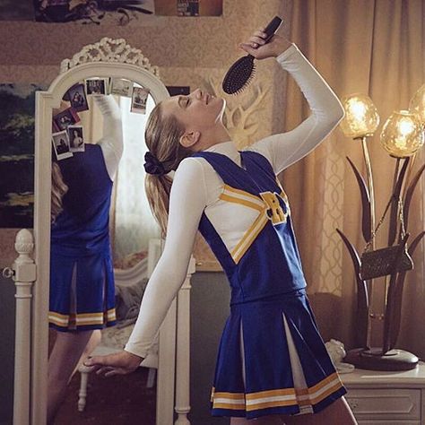 Meet Betty Cooper. Thursday, January 26th at 9pm. Betty Cooper Aesthetic, Riverdale Season 1, Betty Cooper Riverdale, Cheerleader Outfit, Riverdale Aesthetic, Riverdale Memes, Betty And Veronica, Veronica Lodge, Jughead Jones