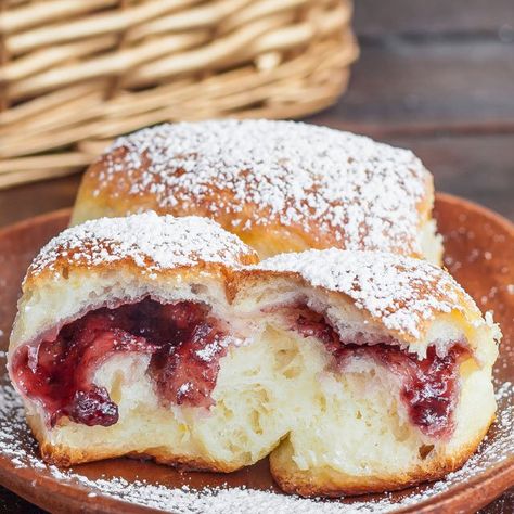 Berry Jam Filled Buns - Jo Cooks Filled Buns, Jam Roll, Food Feast, Jo Cooks, Berry Jam, Bread Bun, Bun Recipe, Sweet Roll, Jam Recipes