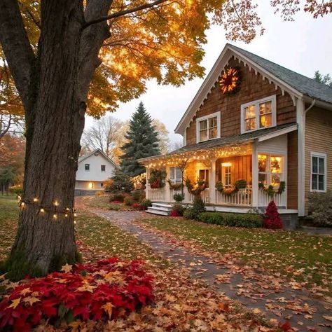 Fall House, Time Of The Year, Wonderful Time, Small Towns, Fall Halloween, House Interior, Dream House, Wonder