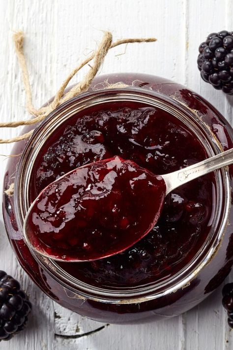 Blackberry And Apple Jam Jamie Oliver Berry Jam Recipe, Homemade Blackberry Jam, Jam Maker, Blackberry Jam Recipes, Mixed Berry Jam, Leftover Wine, Eton Mess, Berry Jam, Blackberry Jam