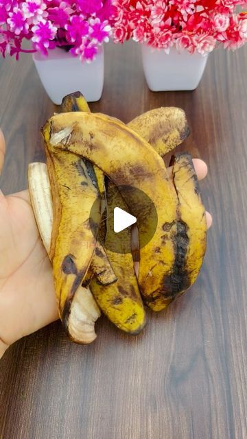 Pihu officials on Instagram: "✅Skin Brightening Mask | Try This Banana Peel  Mask,Rid of Pigmentation 

.
.
.
.
.
.
#pigmentation #ridofpigmentation #skinbrighteningmask #bananapeelmask #skincare #trendingreels #instagood #viral" Banana Peel Uses Skin, Banana Peel Uses, Banana Mask, Brightening Mask, Banana Peel, Mask, Skin, On Instagram, Beauty