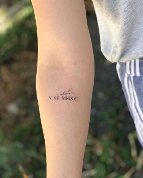 100+ Roman Numeral Tattoos That Will Mark Your Most Memorable Date Tattoos Roman Numerals, Roman Numeral Tattoo Arm, Wedding Date Tattoos, Font Tato, Roman Numeral Tattoos, Date Tattoos, Inspiration Tattoos, Classy Tattoos, Discreet Tattoos