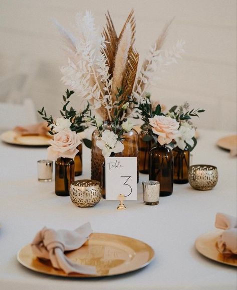 Future Wedding Plans, Wedding Table Decorations, Wedding Table Settings, Wedding Mood Board, October Wedding, Wedding Table Centerpieces, Wedding Mood, Wedding Deco, Place Cards