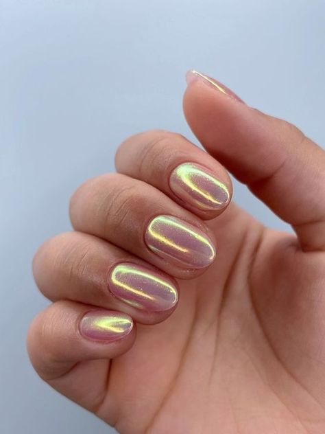 15 Chic Short Chrome Nail Design Ideas - thepinkgoose.com Iridescent Opal Chrome Nails, Metalic Gel Nails Ideas, Short Oval Nails Crome, Simple Glam Nails Short, Short Almond Iridescent Nails, Sheer Gold Chrome Nails, Irredentist Nails, Crom Nails Ideas, Neutral Iridescent Nails