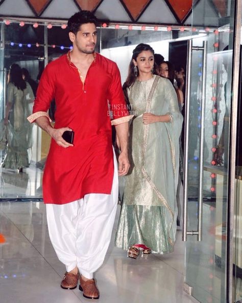 Sidharth Malhotra & Alia Bhatt ️ Pathani Suit, Mens Indian Wear, Boys Kurta Design, Wedding Kurta For Men, Kurta Pajama Men, Indian Groom Wear, Wedding Dresses Men Indian, Mens Sherwani, Gents Kurta