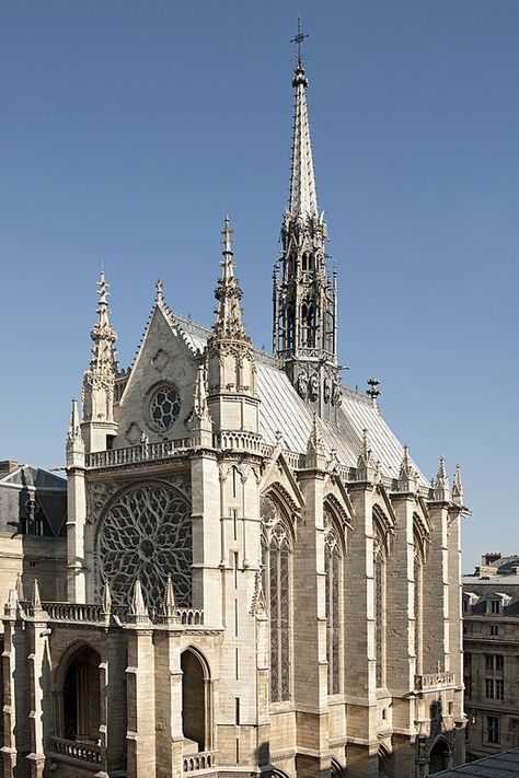 Saint Chapelle Paris Architecture, Goth Architecture, Sainte Chapelle Paris, Paradise Places, Revival Architecture, Gothic Cathedrals, Cathedral Architecture, Gothic Church, Beautiful Paris