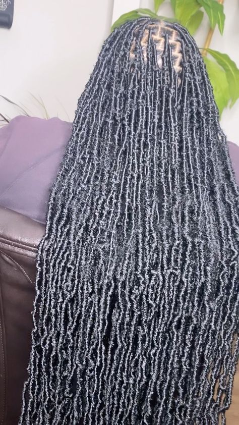 Small Part Soft Locs, Soft Locs Small Parts, Locs Small Parts, Small Soft Locs, Small Faux Locs, Knotless Locs, Braids Styling, Black Hairstyle, Boho Locs