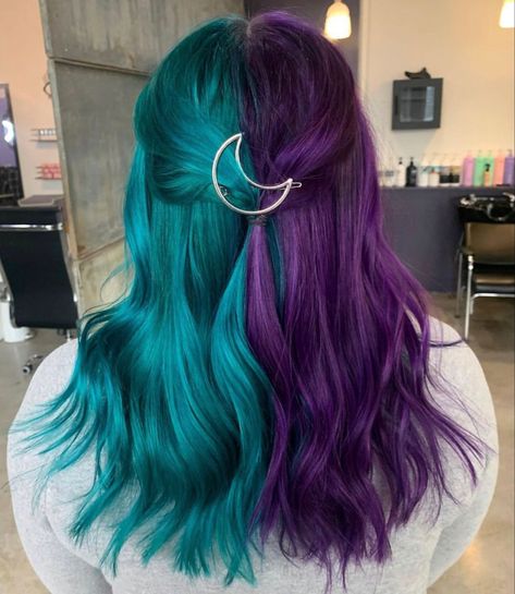 Upgrade Your Look | Stunning Hair Color Ideas for Brunettes - Hair Colors Idea Vivid Split Dyed Hair, Purple And Teal Hair, Mermaid Haircut, Teal And Purple Hair, Hairstylist Inspiration, Purple And Green Hair, Goddess Locks, Anna Hair, Funky Hair