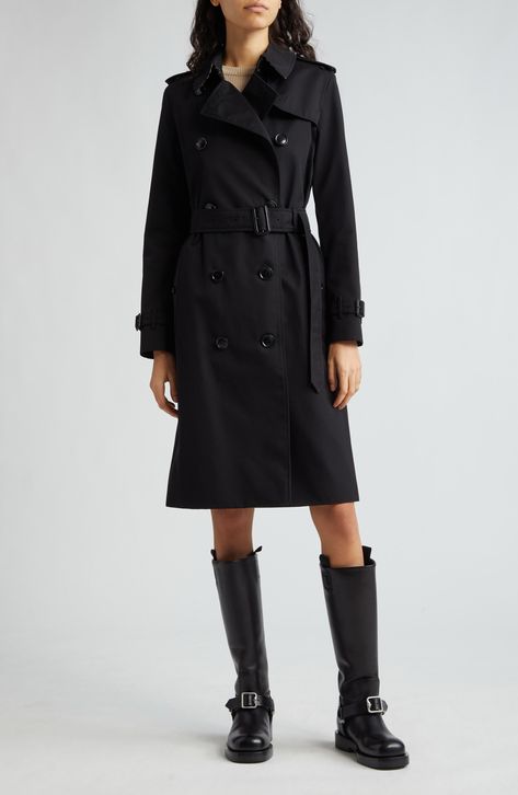 Burberry Kensington Heritage Mid Length Trench Coat available at #Nordstrom Burberry Kensington Trench Coat Outfit, Gabardine Outfit, Long Outfit, Trench Coat Outfit, Burberry Outfit, Burberry Coat, Burberry Trench, Burberry Trench Coat, Classic Trench Coat