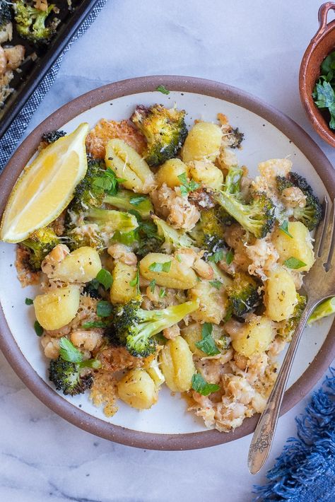 Gnocchi With Broccoli, Vegetarian Sheet Pan, Beans And Broccoli, Sheet Recipes, Legume Recipes, Easy Sheet Pan Dinners, White Bean Salad, Vegetarian Meal Plan, Potato Gnocchi