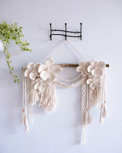 Macrame wall hanging decor