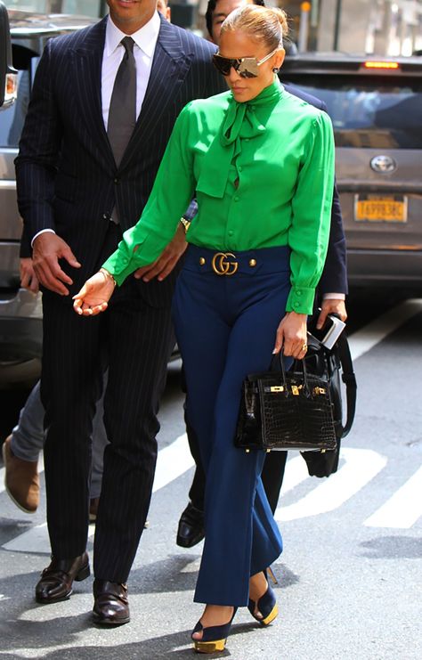 Sydne Style shows how dress like jlo in gucci green top and navy patns Blue And Green Outfit, Navy Blue Pants Outfit, Navy Pants Outfit, Green Top Outfit, Green Outfits For Women, Blue Pants Outfit, J Lo Fashion, Bright Outfit, Green Dress Pants