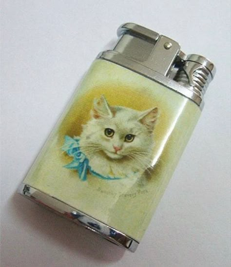 Cool Lighters, Images Kawaii, Oui Oui, Junk Drawer, My Bag, My Brain, My Vibe, Kitsch, Stuff I Want