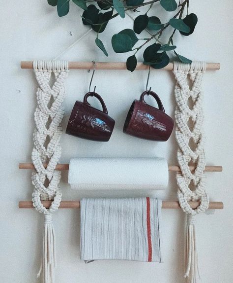 Macrame Organizer, Simpul Makrame, Art Macramé, Macrame Shelf, Organizer For Kitchen, Makramee Diy, Macrame Knots Pattern, Macrame Wall Hanging Diy, Macrame Wall Hanging Patterns