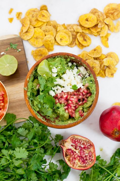 Simple Meal Solutions + Prep and Pomegranate Guacamole Recipe Pomegranate Guacamole, Shake Recipes Healthy, Lactation Cookies Recipe, Tilapia Recipes, Guacamole Recipe, Big Meals, Savoury Dishes, Delicious Healthy Recipes, Easy Healthy Recipes