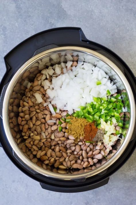 Instant Pot Pinto Beans Recipe, Instant Pot Pinto Beans, Instant Pot Beans Recipe, Soak Beans, Pressure Cooker Beans, Pinto Beans Recipe, Dry Beans Recipe, Pinto Bean Recipes, Refried Beans Recipe