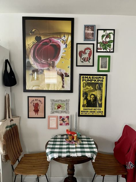 Harry Styles Apartment Decor, Harry Styles Gallery Wall, Gcu Apartment Ideas, Harry Styles Bathroom, Harry Styles Apartment, Room Inspo Harry Styles, Poster Collage Wall Bedroom, Concert Poster Gallery Wall, Apartment Decorating Wall