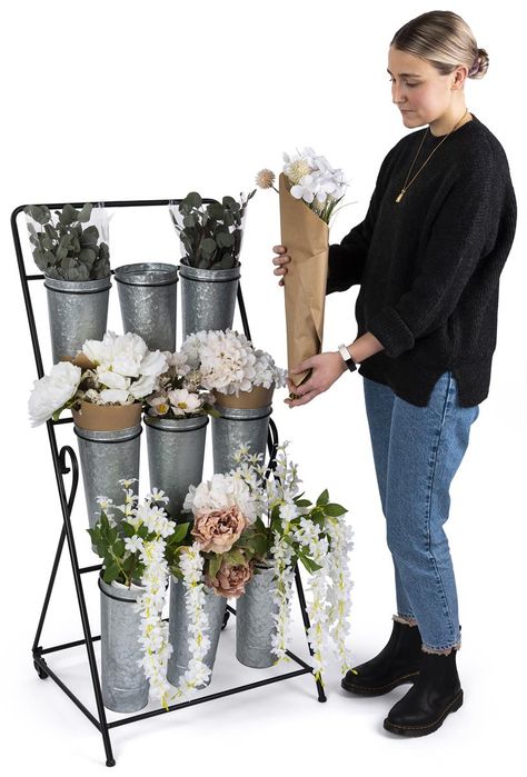 Garden Displays, Supermarket Display, Steel Bucket, Galvanized Buckets, Rustic Aesthetic, Plastic Buckets, Steel Flowers, Flower Bucket, Floral Shop