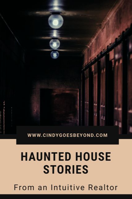 Haunted House Stories from an Intuitive Realtor - Cindy Goes Beyond Haunted Book, Haunted House Stories, Joplin Missouri, Paranormal Photos, Real Haunted Houses, Scary Ghost Pictures, Creepy Houses, Travel America, Spooky Places