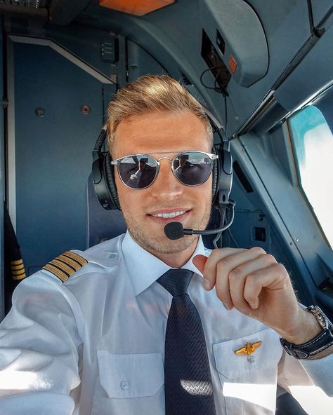 Pilot Patrick, Pilot Man, Male Pilot, Aviation Careers, John Collins, Business Career, Fashion Portfolio, Single Men, Men In Uniform