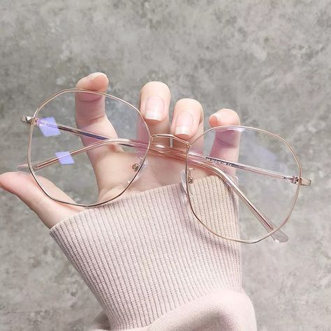 Clear Glasses Frames Women, Glasses Women Fashion Eyeglasses, Cute Glasses Frames, Glasses For Face Shape, Casual Glamour, Glasses Frames Trendy, Classy Glasses, Fancy Glasses, Clear Glasses Frames