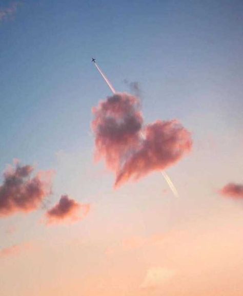 Perfectly Timed Photos, Foto 3d, Trik Fotografi, Pink Clouds, Time Photo, Heart Wallpaper, Sky Aesthetic, Aesthetic Photo, Pink Aesthetic