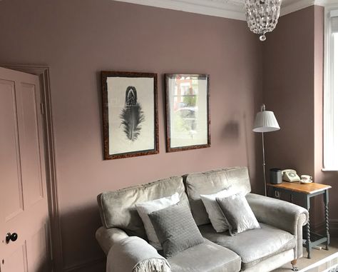 Farrow & Ball Sulking Room Pink Dusty Pink Sitting Room, Dark Dusty Pink Bedroom, Sulking Room Pink Living Room, Sulking Room Pink Farrow And Ball, Living Room Farrow And Ball, Dusty Pink Living Room, Georgian Bedroom, Living Room Teal, Sulking Room Pink