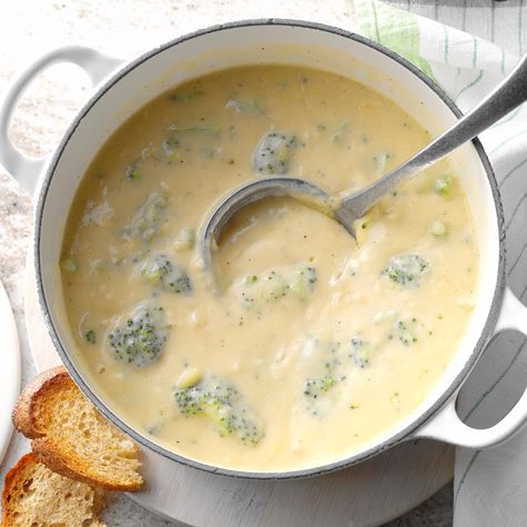 Taste Of Home Recipes Soups, Home Made Soups, Taste Of Home Soup Recipes, Brocoli Cheddar Soup Recipes Easy, Tasty Broccoli Cheddar Soup, Broc Cheddar Soup, Taste Of Home Recipes, Brocc Cheddar Soup, Best Brocolli Cheddar Soup