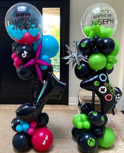 Gaming Balloon Bouquet, Gamer Balloon Decor, Xbox Decorations Ideas, Gamer Balloon Garland, Gaming Truck Birthday Party, Gamer Balloon Bouquet, Gamer Decorations Party, Gaming Balloons, Gamer Balloons