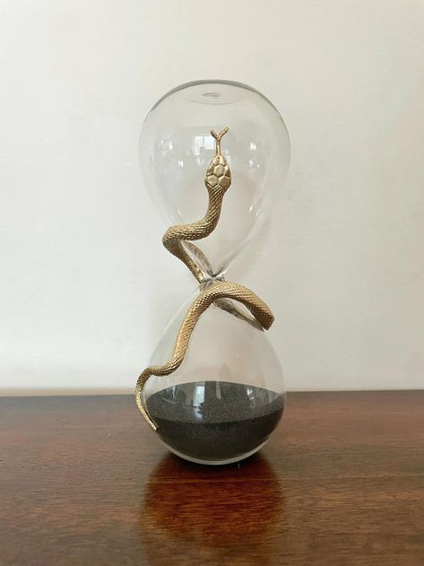 Hourglass, Snake Hourglass, Sand Timer, 30 Minute Timer, 30 Minute Sand Timer, Halloween Decor, Halloween Decor, Halloween Decorations - Etsy Kali Aesthetic, Sand Hourglass, Oddities Decor, Hourglass Sand Timer, Hourglass Timer, Sand Timer, Unique Objects, Sand Timers, Gold Sand