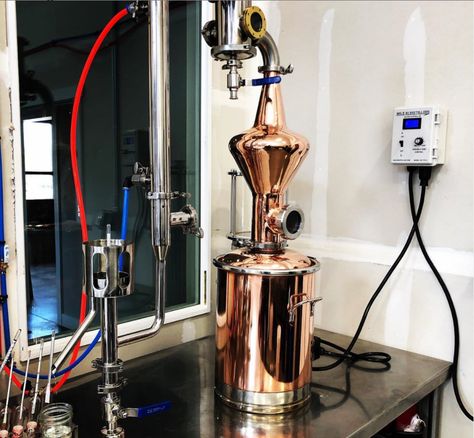 Making spirits at home is quite contentious and laws vary greatly from state to state. Check out our latest blog on at-home distillation to read more: 📸 Clear Water Distilling Co #distillery #intheknow #entrepreneur #learningtodistill #craftspirits #distillingequipment #stilldragonequipment #distilling #learnsomethingnew #newtodistilling #newdistillery #startup #homedistillation #knowthelaws #TTB Buffalo Trace Distillery, Fractional Distillation, Copper Distillery, Home Distilling, Distilling Equipment, Whisky Distillery, Moonshine Still, Moonshine Recipes, Absinthe Fountain