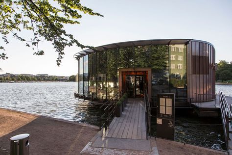 Gallery of Floating Restaurant / Simo Freese Architects - 6 Water Restaurant Design, Floating Restaurant Architecture, Water Front Restaurant, Floating Restaurant Design, Restaurant On The Water, Restaurant On Water, Exterior Design Restaurant, Floating Building, Water Restaurant