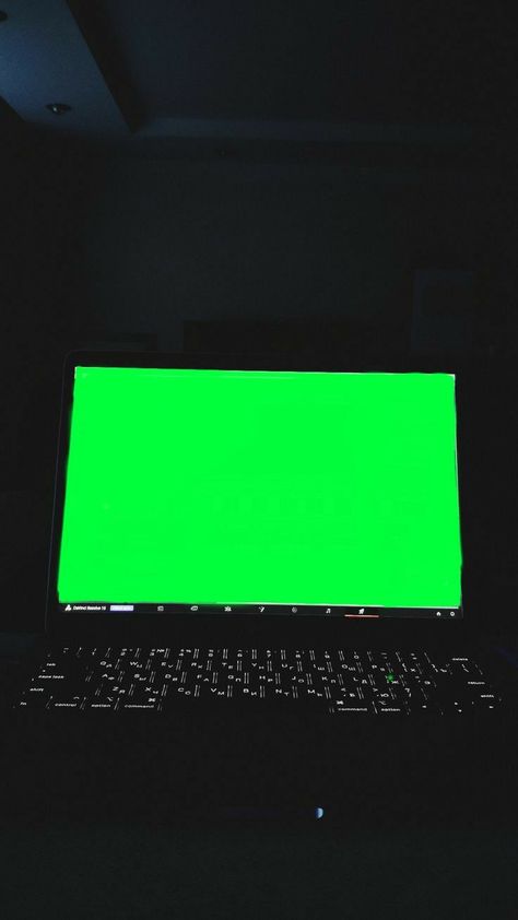 Laptop Green Screen, 9:16 Wallpaper, Green Screen Video Effect, Best Hacking Tools, Green Screen Photography, Quote Template Design, Pen Art Work, Apps For Teens, Beautiful Ocean Pictures