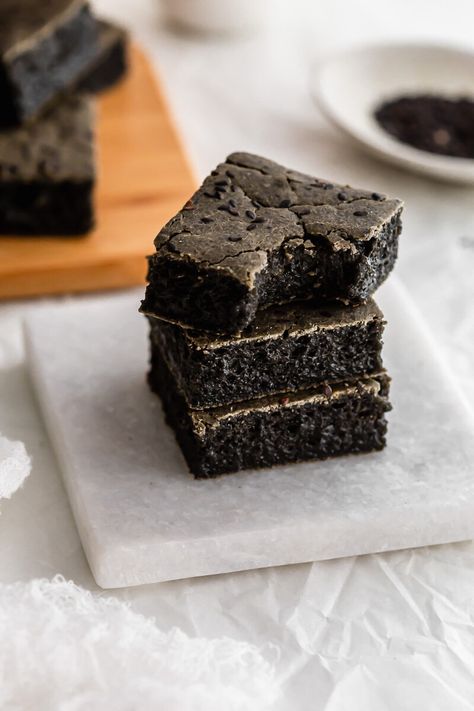 Black Sesame Brochi (Brownie Mochi) | Sift & Simmer Brownie Mochi Recipe, Sesame Dessert Recipes, Black Sesame Seeds Recipes, Brownie Mochi, Black Sesame Recipes, Mochi Brownie, Sesame Dessert, Black Sesame Cookies, Black Sesame Cake