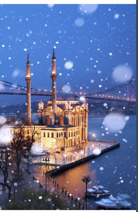 Istanbul. Bosphorus Bridge, Milan Kundera, Wanderlust Decor, Scandinavian Art Print, Turkey Destinations, Blue Mosque, Turkey Travel, Winter Pictures, A Bridge