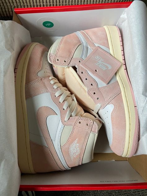 Pink Washed Jordan 1s, Washed Pink 1s, Washed Pink Jordan 1 Outfit Women, Bubblegum Jordan 1 Outfit, Washed Pink Jordans, Pink Jordan 1 Outfit Women, Velvet Jordans, Jordan 1 Pink, Jordan Rose